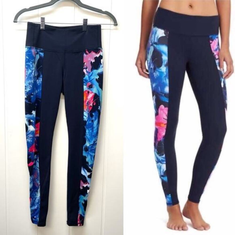 Athleta Super Impose Chaturanga Leggings Bloom Size‎ Medium